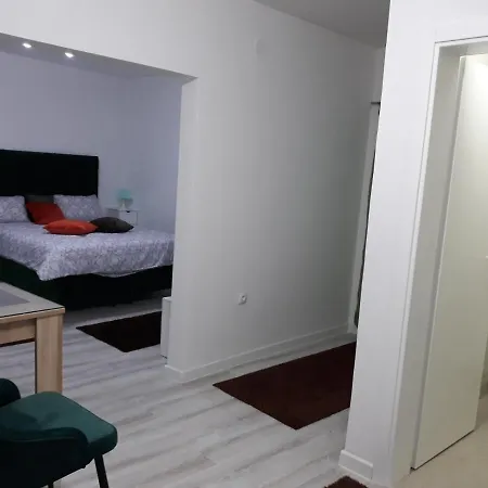 Nena 102 * Mostar