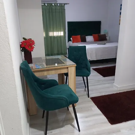 Nena 102 Apartment